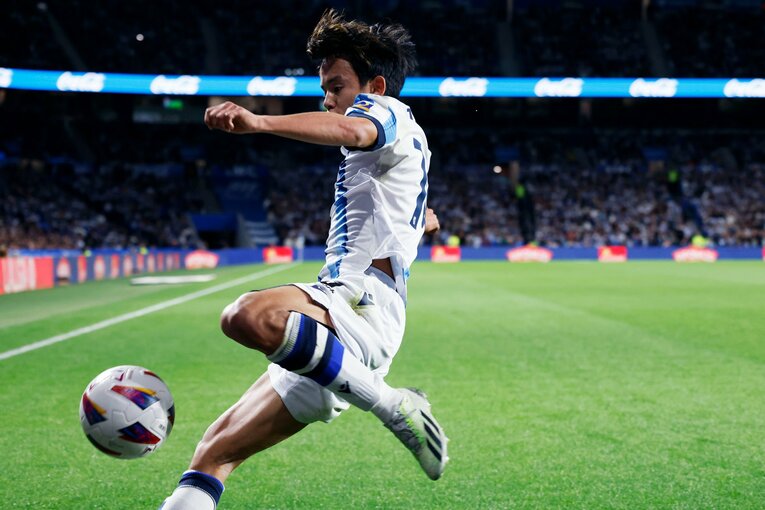 バルサを苦しめた久保建英にチャビ監督「素晴らしい」、だが結末は悲劇…撮影前「タケが2点取って勝つ」地元バル店長の愛に沁みる重責(25)