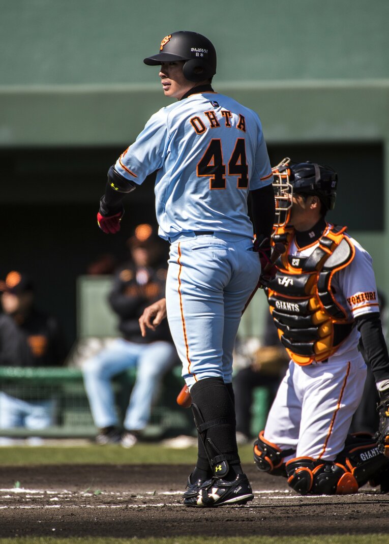 苦しんだ巨人時代。背番号も55から44に変更するなど必死でもがいた　©Takuya Sugiyama