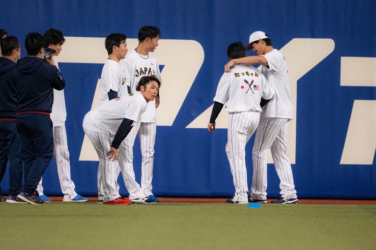 大谷さん、松井裕樹を見つけると……（3枚中の2枚目）©Nanae Suzuki