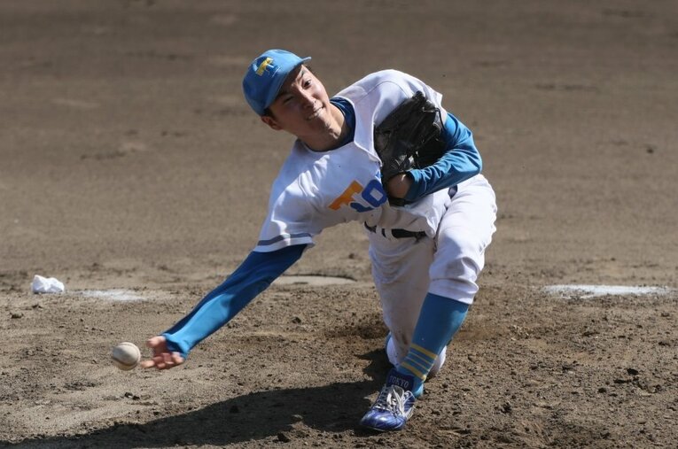 東京大学野球部エース・渡辺向輝（4年生）。プロ志望を表明した21歳の評価は？ ／ photograph by Shigeki Yamamoto