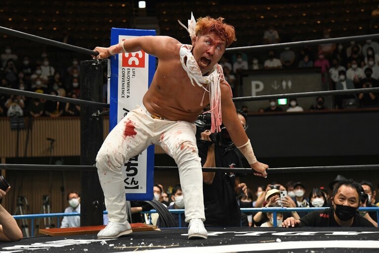 「死んでもいい覚悟なんていらねぇんだよ！」葛西純はエル・デスペラードに何を伝えたのか？ カメラマンが激写した“血と熱狂の23分30秒”(48)