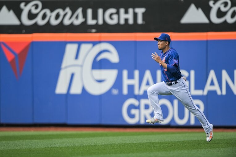 登板試合前にランニングを繰り返す千賀　©︎Nanae Suzuki
