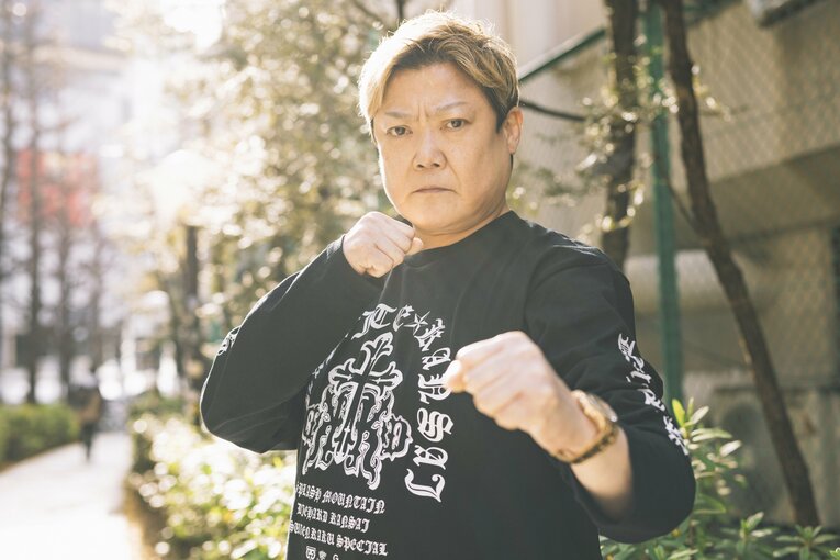 現在のダイナマイト関西さん　©Kiichi Matsumoto