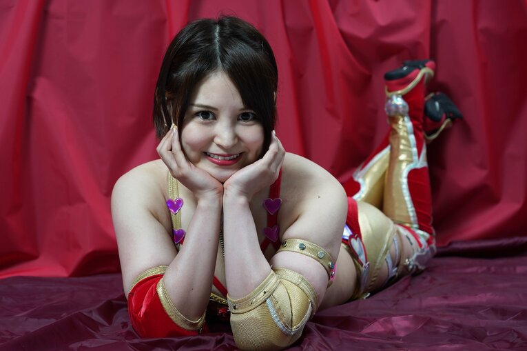 北大法学部卒→外資系企業から異例の転身…スターダムで奮闘する月山和香（30歳）はなぜプロレスラーになったのか？《特別グラビア》(26)