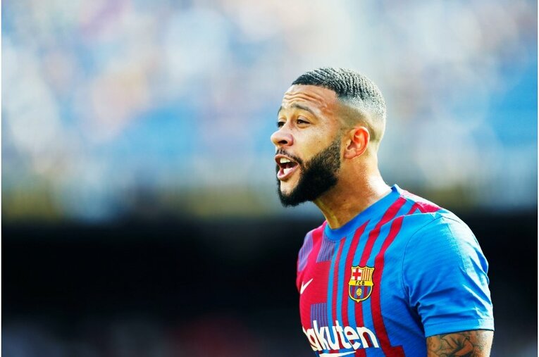 「PSGメッシ」の初得点と“FKの壁で寝転び”、ネイマールとの友情を撮った… 18歳のバルサ新10番ファティも復活〈激写〉(8)