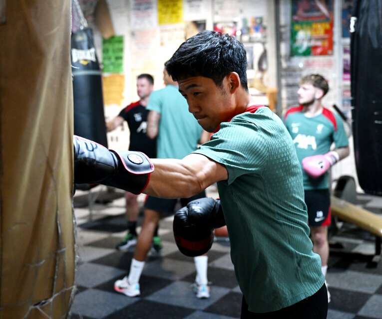 昨年7月の遠藤。1年前と腕の筋肉が全然違うように見える　©Getty Images