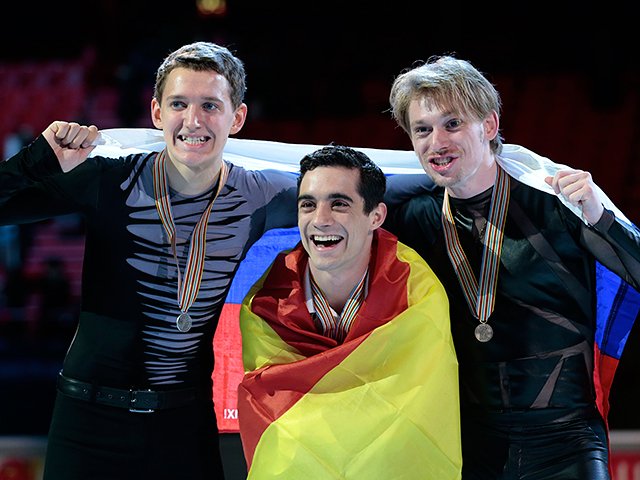 ハビエル・フェルナンデスが3連覇！欧州フィギュアで26年ぶり偉業達成
