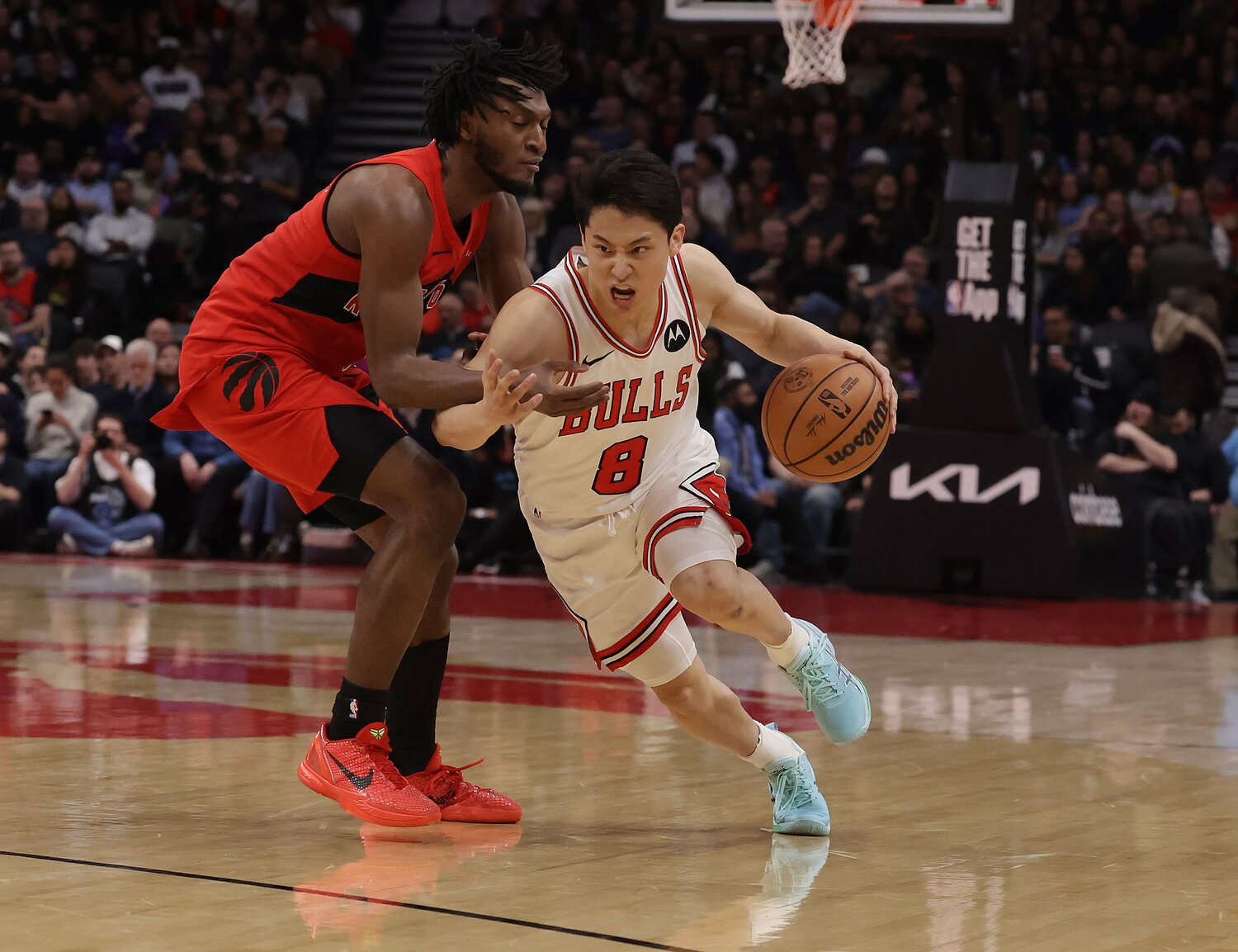 NBAシカゴ・ブルズで出場機会を得る河村勇輝（24歳）　©︎Steve Russell/Toronto Star via Getty Images