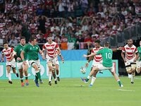 ウエダが18番を？ 嬉しいなぁ」上田綺世と父の“背番号秘話”にドイツ