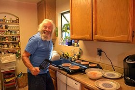 「スペシャルなやつがいいか？」とほほ笑むAnderson氏。 