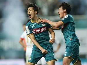 「僕はサッカー人生の敗北者」元・市船のスーパーエースにして韓国Kリーグで最も愛される日本人、石田雅俊が輝きを取り戻すまで