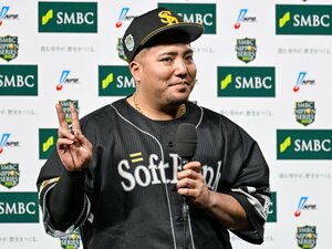 「ミス連発でもケガ人続出でも」日本シリーズ王手・ソフトバンクの“圧倒的な底力”…山川穂高の3連発に“代打の切り札”近藤健介「勝負どころの決断だと」
