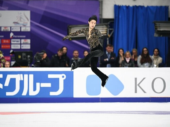 全治3週間負傷でも優勝の羽生結弦。ザギトワも優勝で五輪覇者の貫禄。＜Number Web＞ photograph by Asami Enomoto