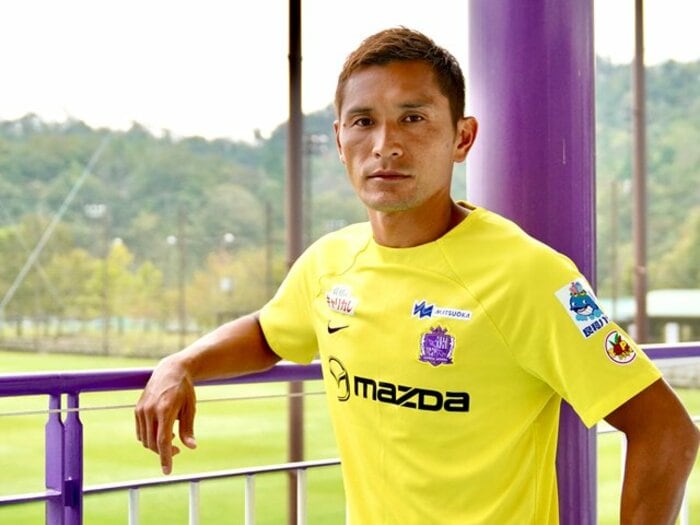 「頑固で、負けず嫌い」の森保一監督に鍛えられた“平山世代”のボランチ出世頭・青山敏弘（37歳）が今季中に必ず立ちたい“舞台”とは？＜Number Web＞ photograph by Atsushi Iio