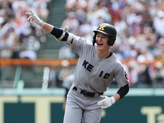 自由な髪型も話題を呼んだが…甲子園「スポーツ紙報道」に考える“高校野球らしさ”の罠「矛盾があるから盛り上がる。論争も起きやすい」<Number Web> photograph by JIJI PRESS