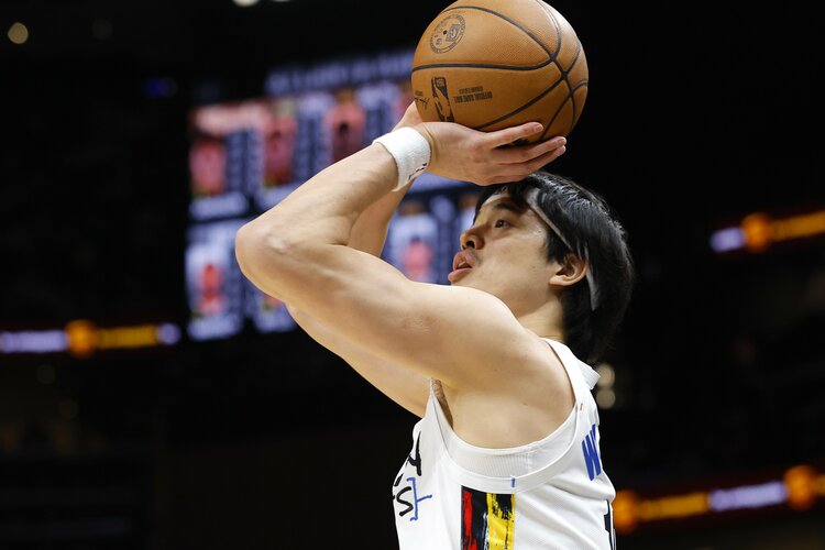 愛情”が伝わってくる選手はワタナベが初めて」渡邊雄太がNBAネッツで