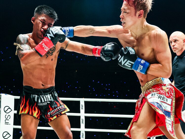 【明日朝まで】引退 武尊 ロッタン サイン入 グローブ ONE RIZIN 34歳・武尊“ダウン4度のKO勝利”の真実「敗者ロッタンは控室で泣いてい