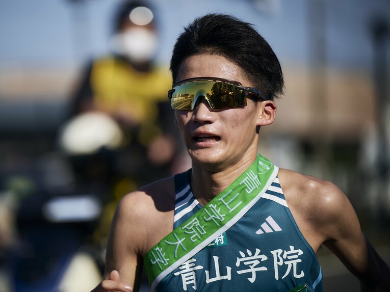 学生三大駅伝デビューとなった昨年11月の全日本大学駅伝では3区を走って区間5位　©︎Yuki Suenaga