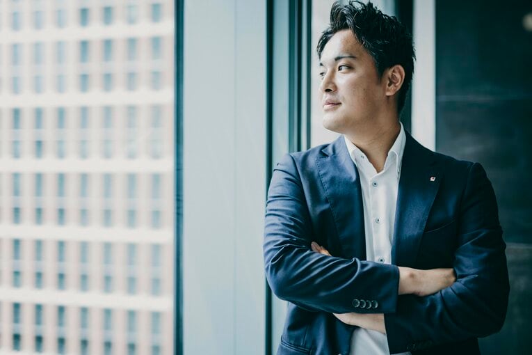 現在はオープンハウスグループ営業職の柴田貴広さん　©Kiichi Matsumoto