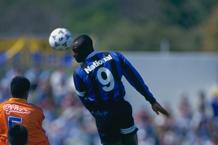 エムボマ ／ photograph by Hideki Sugiyama