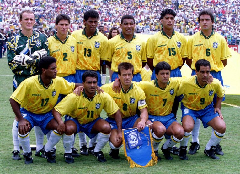 94年W杯決勝のスタメン。9番がジーニョ　©REUTERS/AFLO