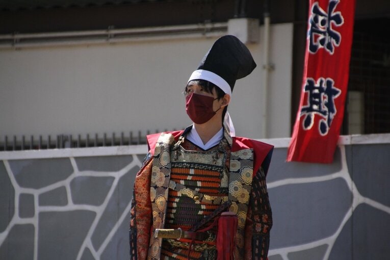 藤井聡太竜王「大変参考になったで“ござる”」初出演した《人間将棋》を現地取材… 観る将マンガ家が超楽しんで描いてみた(82)