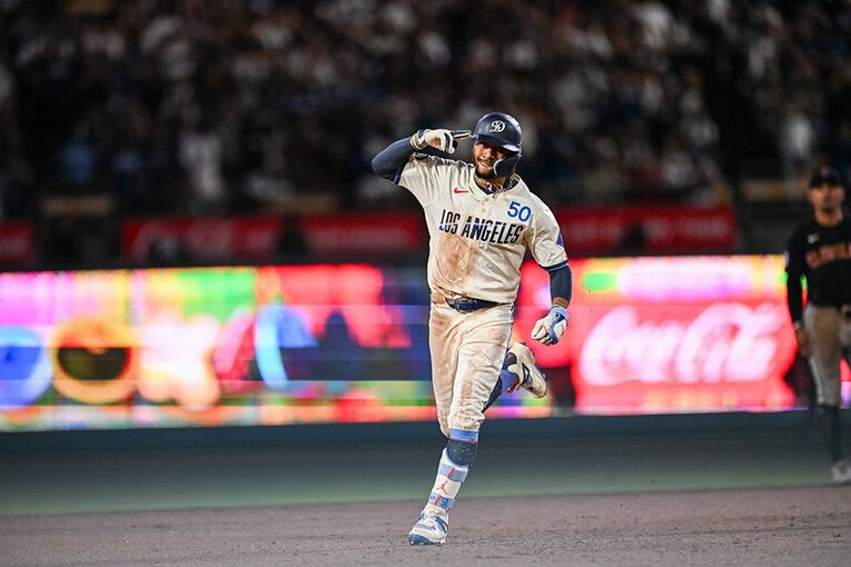 【他媒体でなかなか見られないドジャースナインのカッコイイ雄姿】 ／ photograph by Nanae Suzuki