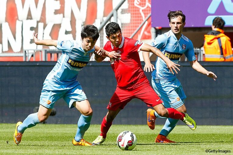 オランダ2部ベスト11から1部移籍！ウェルメスケルケン・際が語る野心。(3)