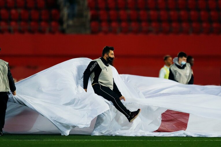 久保建英はなぜ“前節決勝点”なのに途中出場、ボールが回ってこなかったか… “試合展開と悪天候の不運”とは〈撮影者の視点〉(3)