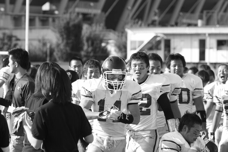 コーチのいない中で、グラウンド内でもサインプレーを考え続けた常木（14番）／取材対象者提供