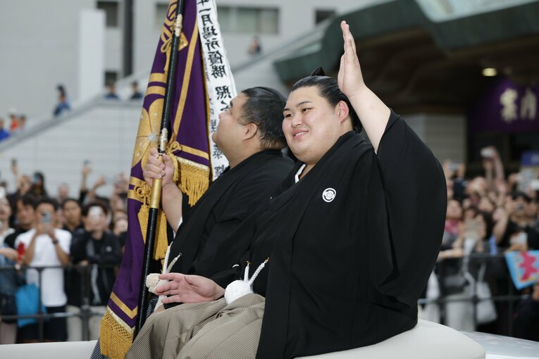 大の里の優勝パレード　©Kiichi Matsumoto/JMPA