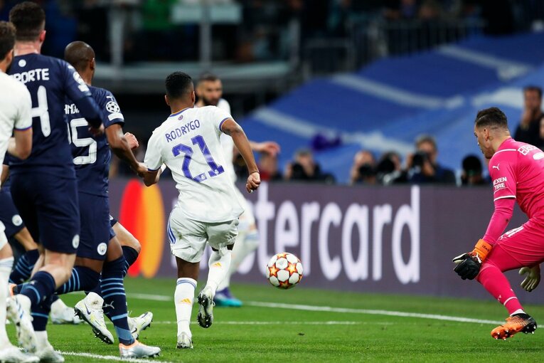 なぜレアル・マドリーは「CLで異常に勝負強い」のか “完璧だったはず”のマンCを逆転…カメラマンが震えた「伝統と成功体験の継承」(5)