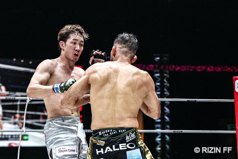 『超RIZIN.4』朝倉未来vs.クレベル・コイケ　©RIZIN FF