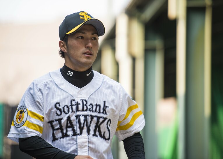 プロ入り後もコントロールに苦しんだ島袋洋奨　©Takuya Sugiyama