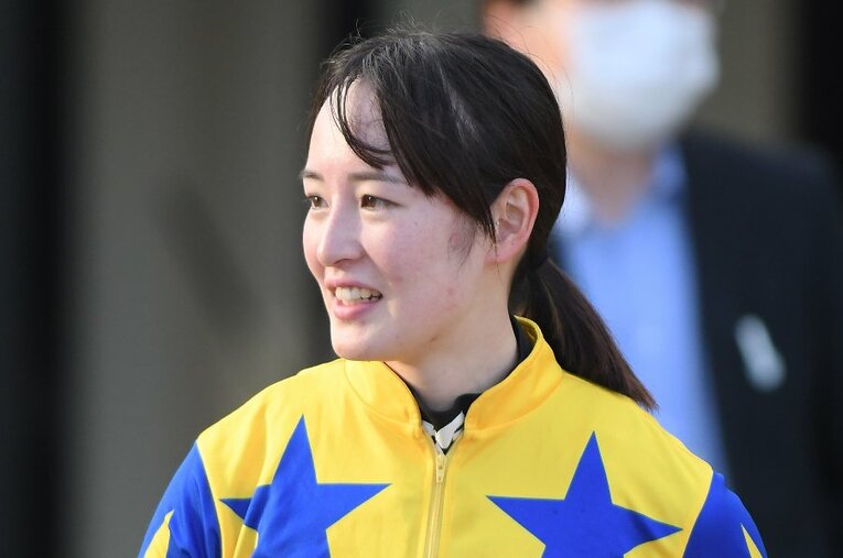 7月10日に自身のSNSで結婚を発表した藤田菜七子（26歳）。14日には福島競馬場で結婚発表後初勝利をあげた ／ photograph by Sankei Shimbun