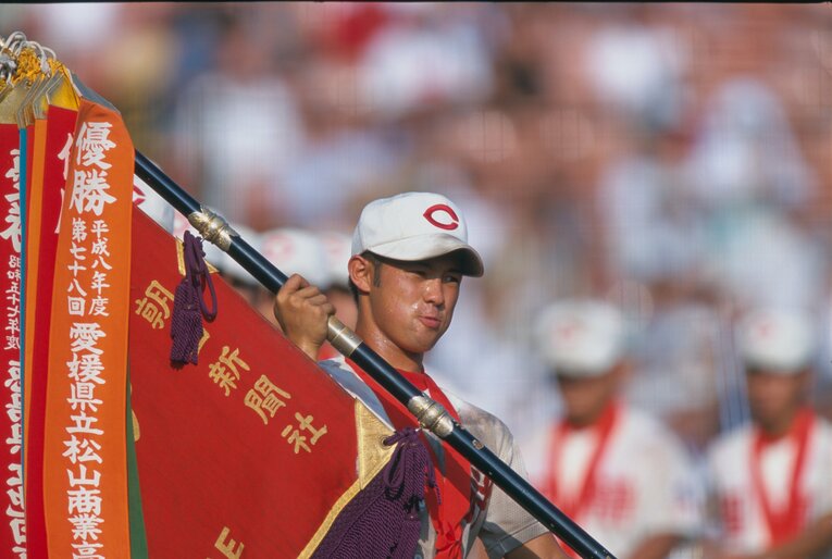 6位。2000年智弁和歌山　©BUNGEISHUNJU　©BUNGEISHUNJU