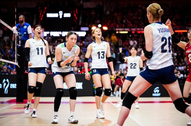 世界選手権で4強入りしたバレーボール女子日本代表　©︎Volleyball World
