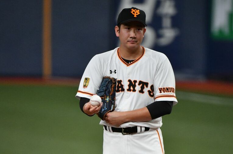 交渉期限までにまとまらず巨人残留が決定した菅野智之 ／ photograph by Hideki Sugiyama