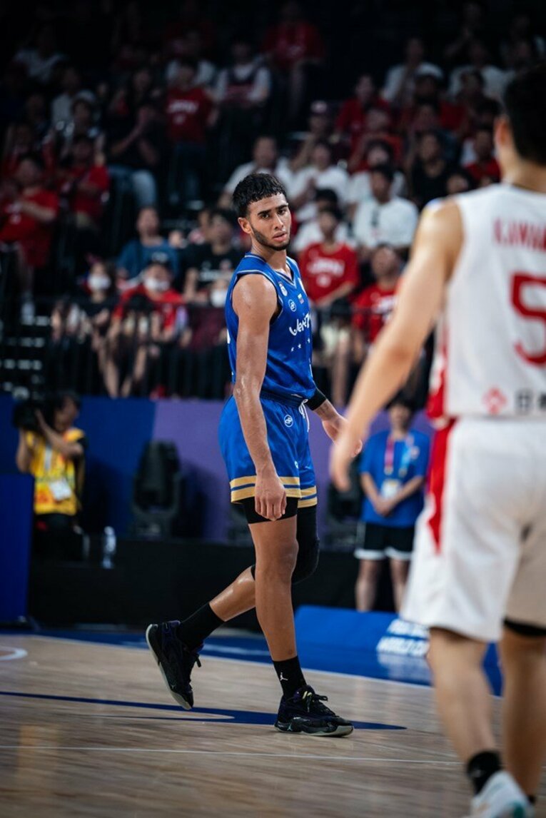 ベネズエラの若手有望株であるソホには序盤から苦しみ、20得点を奪われた　©FIBA