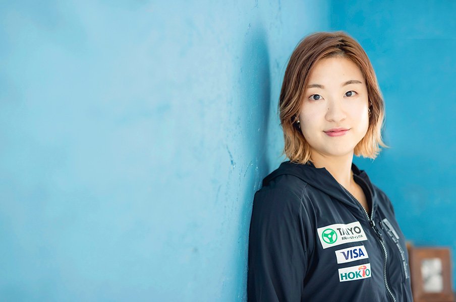奥原希望と海外遠征の苦労。コロナに翻弄され、飛ばないシャトルに消耗しても全英オープンで勝てた理由とは。<Number Web> photograph by Kiichi Matsumoto