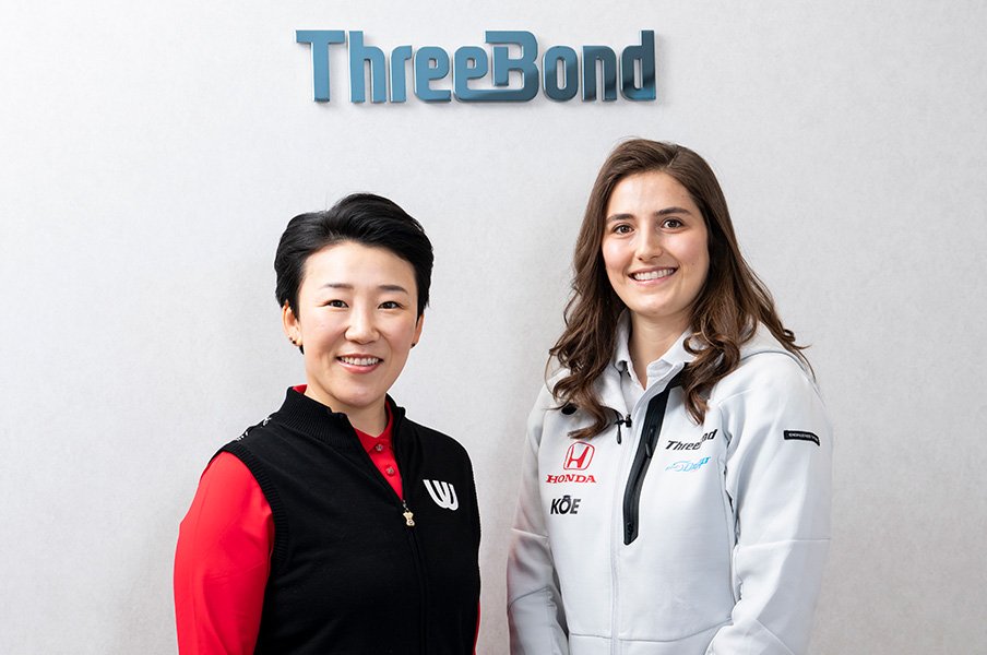 申ジエ&タチアナ・カルデロン。異なる競技のトップ女性アスリートが引き起こした意外な「化学反応」とは。<Number Web> photograph by Nobuyuki Okisada