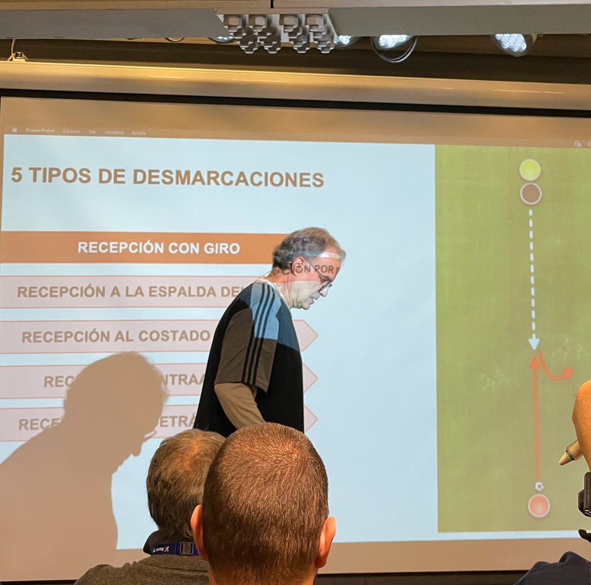 ビエルサの講習会の様子　※本人提供