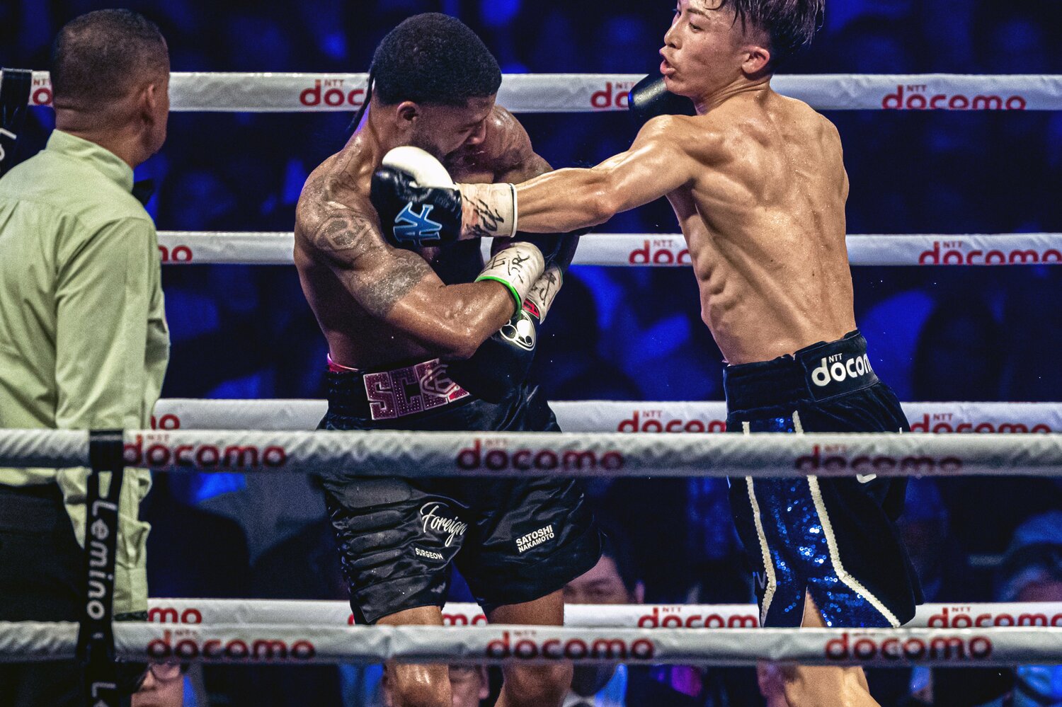 フルトンに勝利し、無敗での世界4階級制覇を成し遂げた井上尚弥　©Takuya Sugiyama