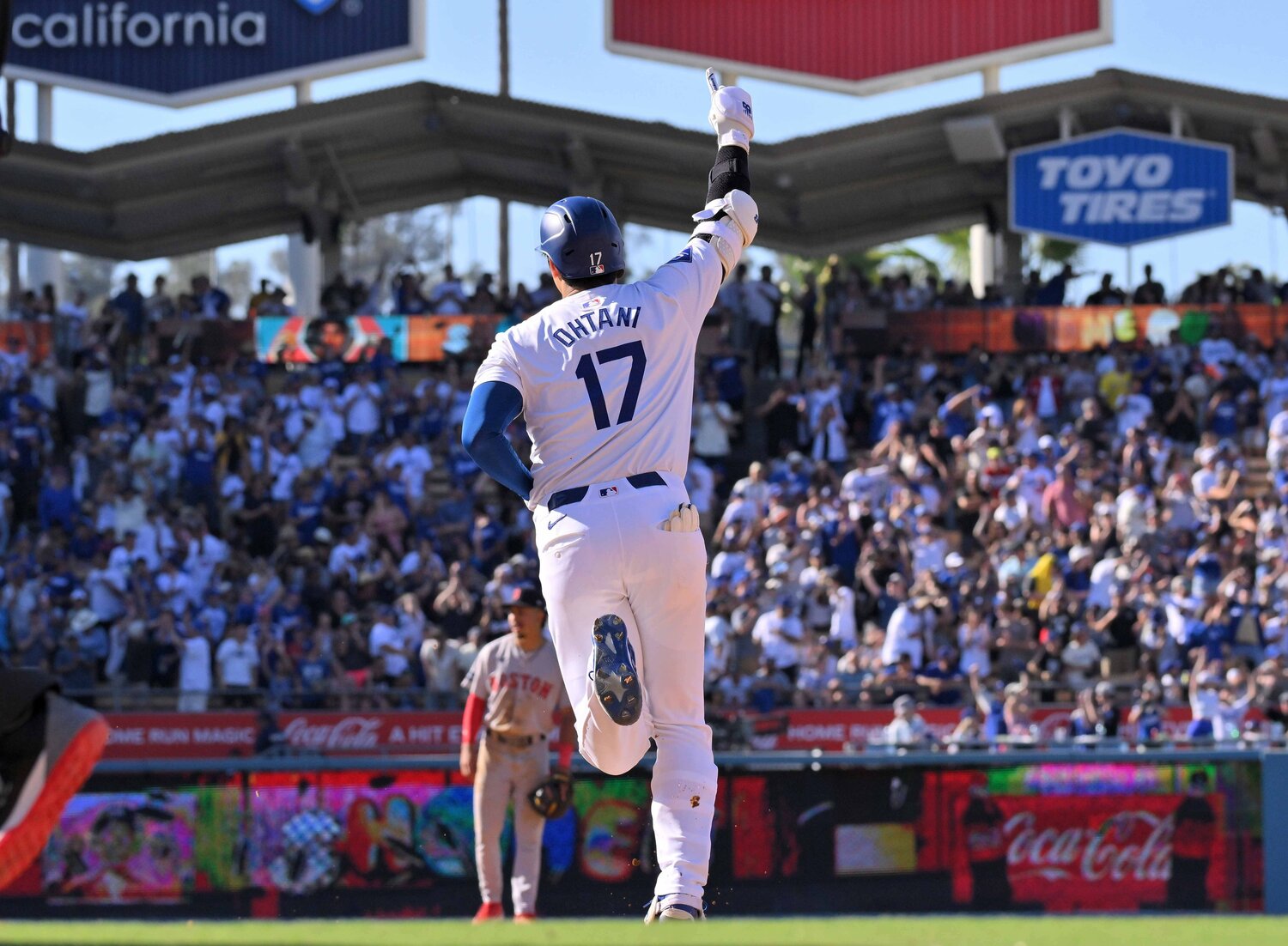 大谷の30号ホームラン　©JIJI PRESS