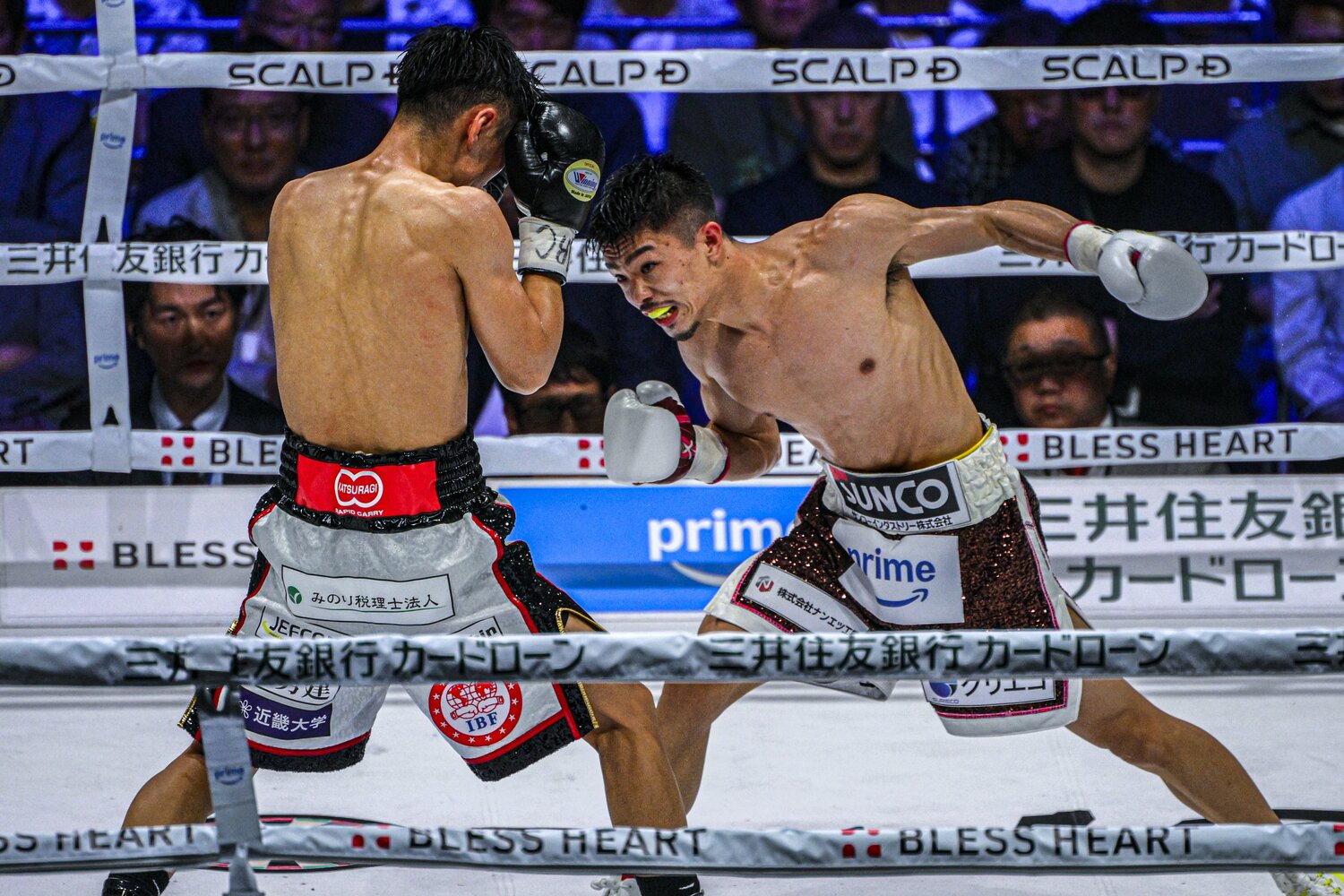 アグレッシブな猛攻で会場を驚かせた中谷潤人　©︎Takuya Sugiyama