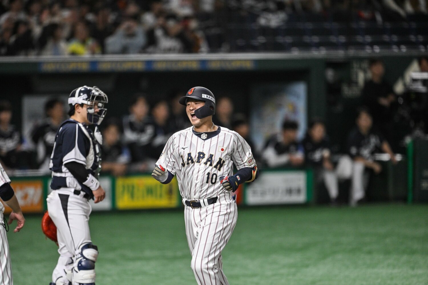 捕手の3人目を争う岸田行倫(巨人)は日韓戦で長打力をアピール ©️Nanae Suzuki