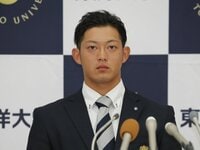 育成新人が異例の一軍キャンプに。ロッテ菅原祥太、大学中退後の反撃。（3／4） - ドラフト会議 | プロ野球 - Number Web - ナンバー