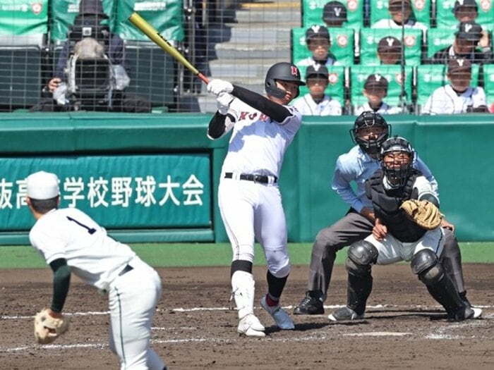 スカウト「センバツで最も評価している打者」だが…なぜドラフト候補スラッガー真鍋慧（広陵）は「自分で自分を苦しめた」と語ったか＜Number Web＞ photograph by JIJI PRESS
