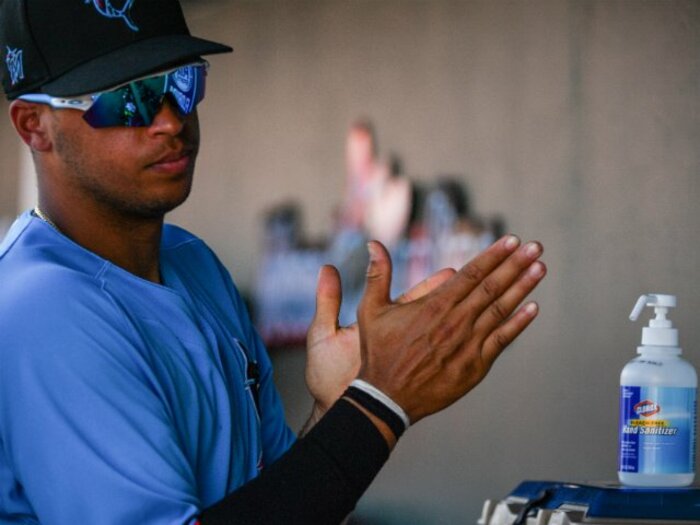 新型コロナウイルスと開幕延期。アメリカ野球の復元力に期待する。＜Number Web＞ photograph by Getty Images