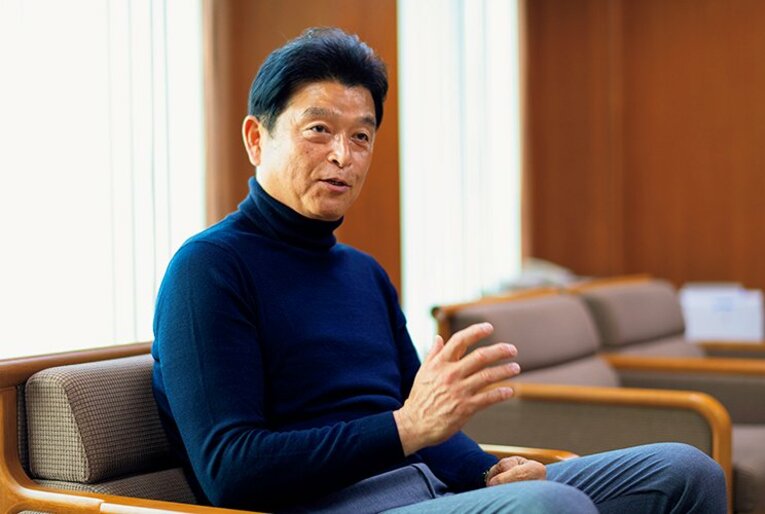 小早川毅彦　1961年11月15日、広島県生まれ。PL学園高、法政大を経て、'84年、ドラフト2位で広島に入団。'97年にヤクルトに移籍し、'99年に引退。通算1431試合出場1093安打。引退後は広島のコーチを務め、現在は野球解説者として活躍。　photograph by Takuya Sugiyama 